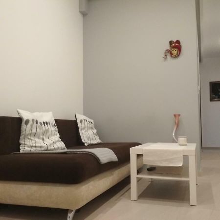 Apartament Scorpion Modlin Czosnów Exteriér fotografie