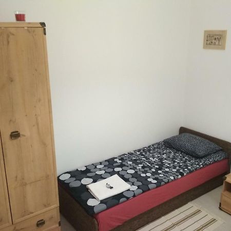 Apartament Scorpion Modlin Czosnów Exteriér fotografie