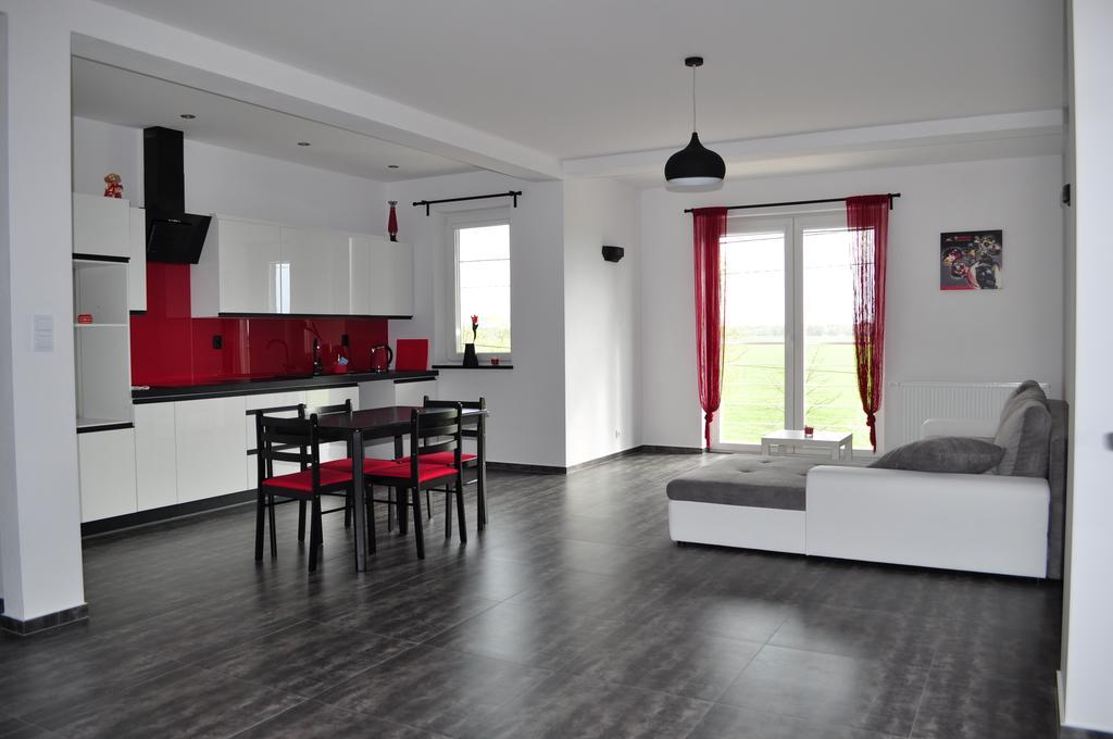 Apartament Scorpion Modlin Czosnów Exteriér fotografie