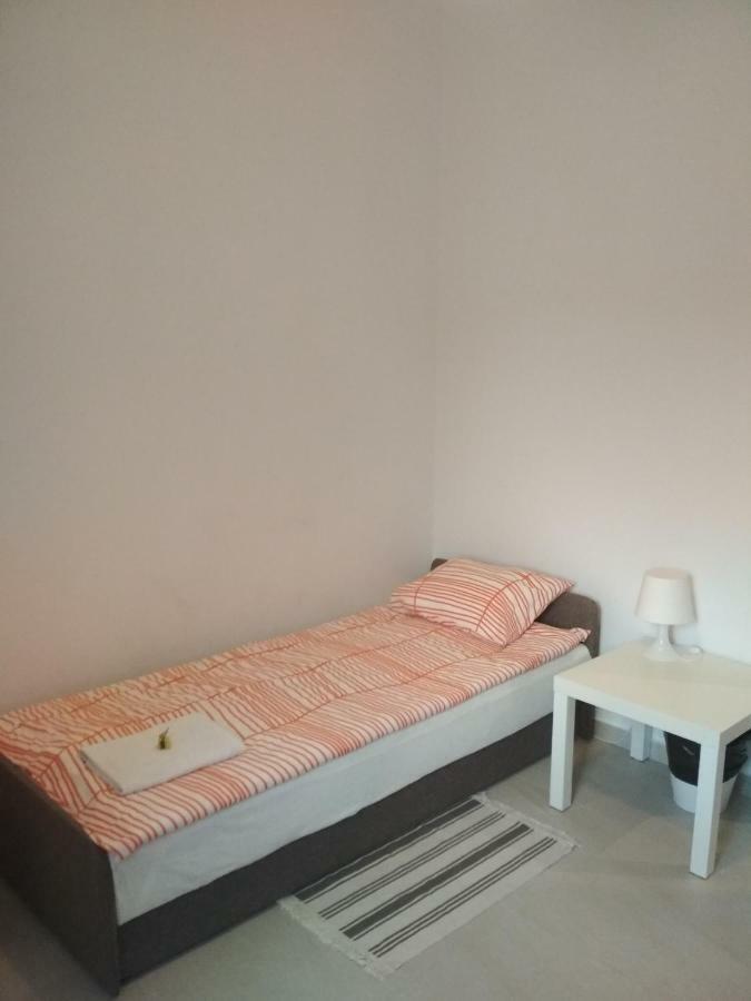 Apartament Scorpion Modlin Czosnów Exteriér fotografie